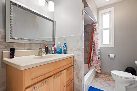 $320,000 | 3710 West 60th Place, Chicago, IL 60629