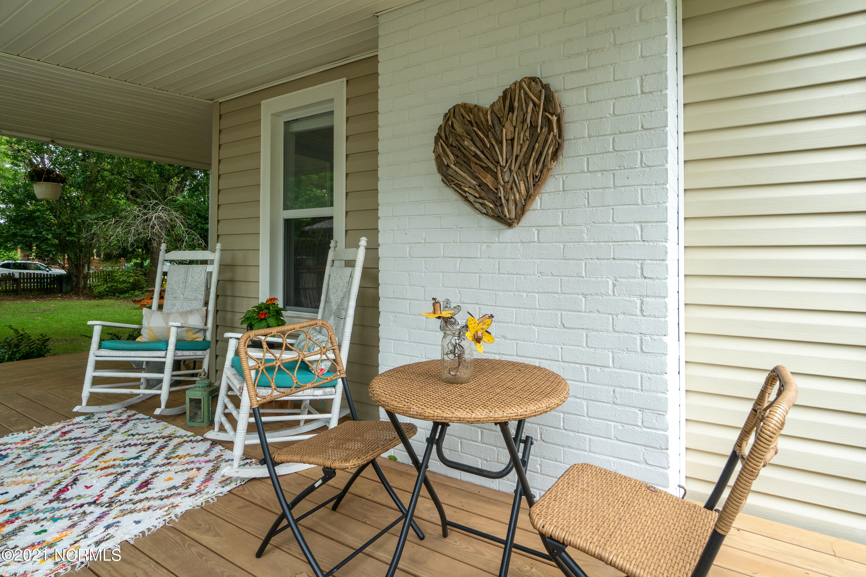1423 Rhem Avenue New Bern, NC 28560 - Photo 38 of 50 Cozy Space