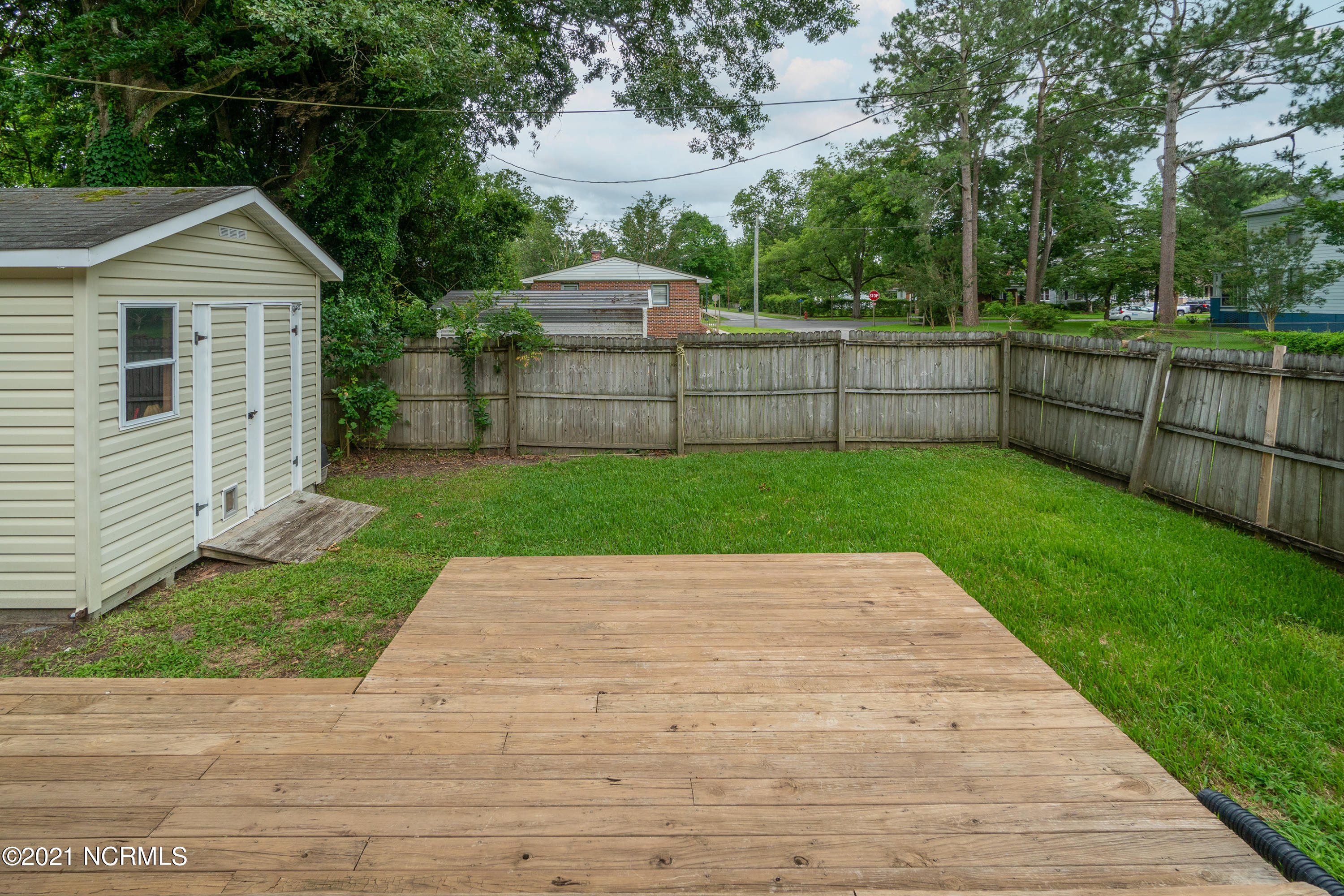 1423 Rhem Avenue New Bern, NC 28560 - Photo 48 of 50 Backyard View