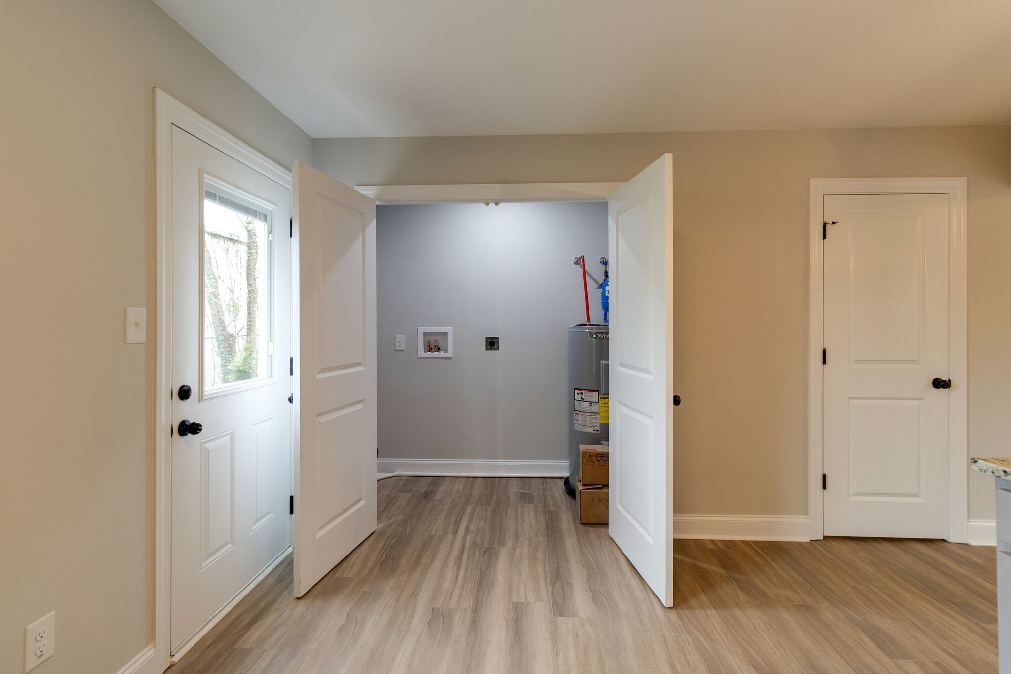 1008 Beckett Street, Unit A Columbia, TN 38401 - Photo 14 of 29 a view of hallway with wooden floor