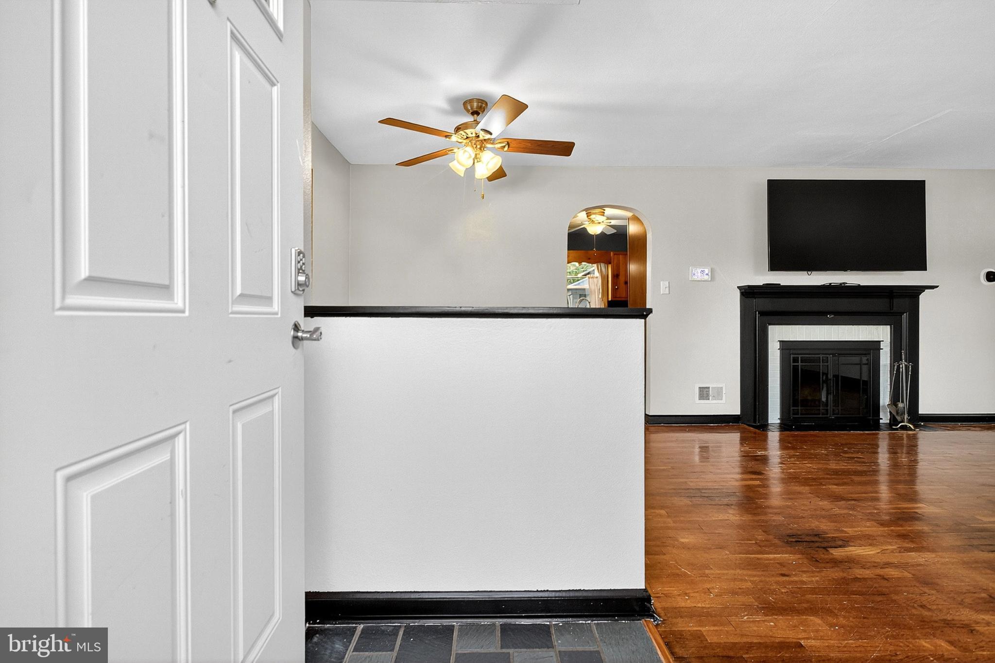 721 South Halsey Road Dover, DE 19901 - Photo 8 of 41 Welcoming entry with warm hardwood floors.