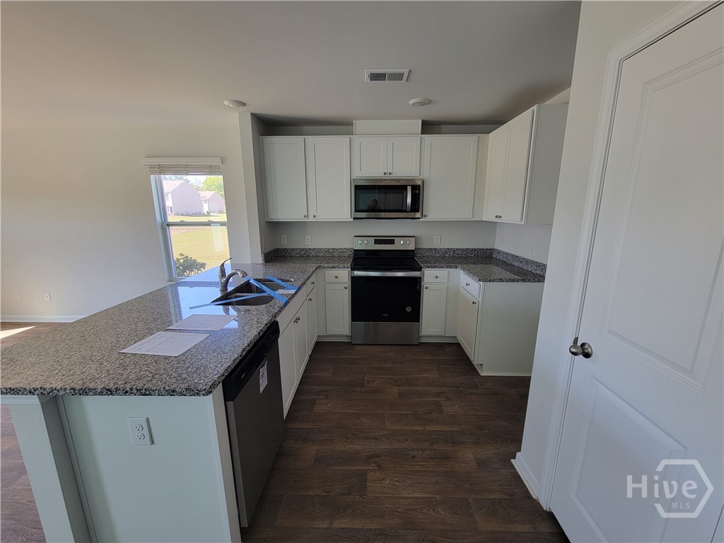 435 Salvia Road Savannah, GA 31302 - Photo 3 of 10