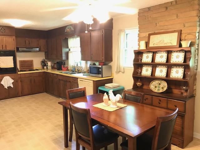 2804 Cat Creek Road Manchester, TN 37355 - Photo 6 of 14 additional kitchen view showing an abundance of cabinetry & counter top space