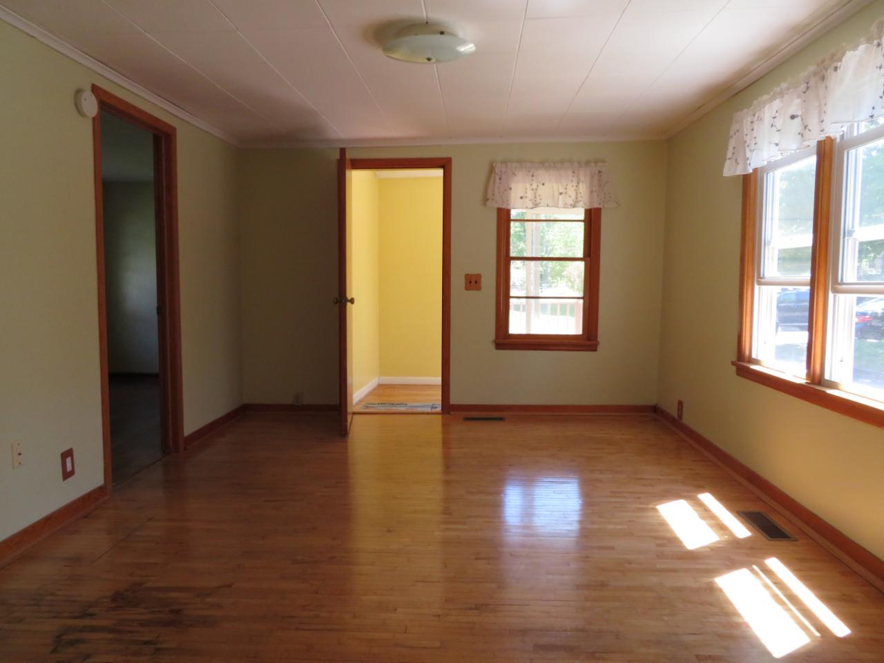 1223 Iverson Street Rhinelander, WI 54501 - Photo 8 of 18 Gallery Image 8
