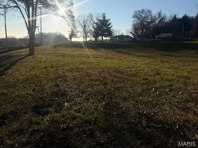 $129,000 | 1 Eastview Drive, Fenton, MO 63026