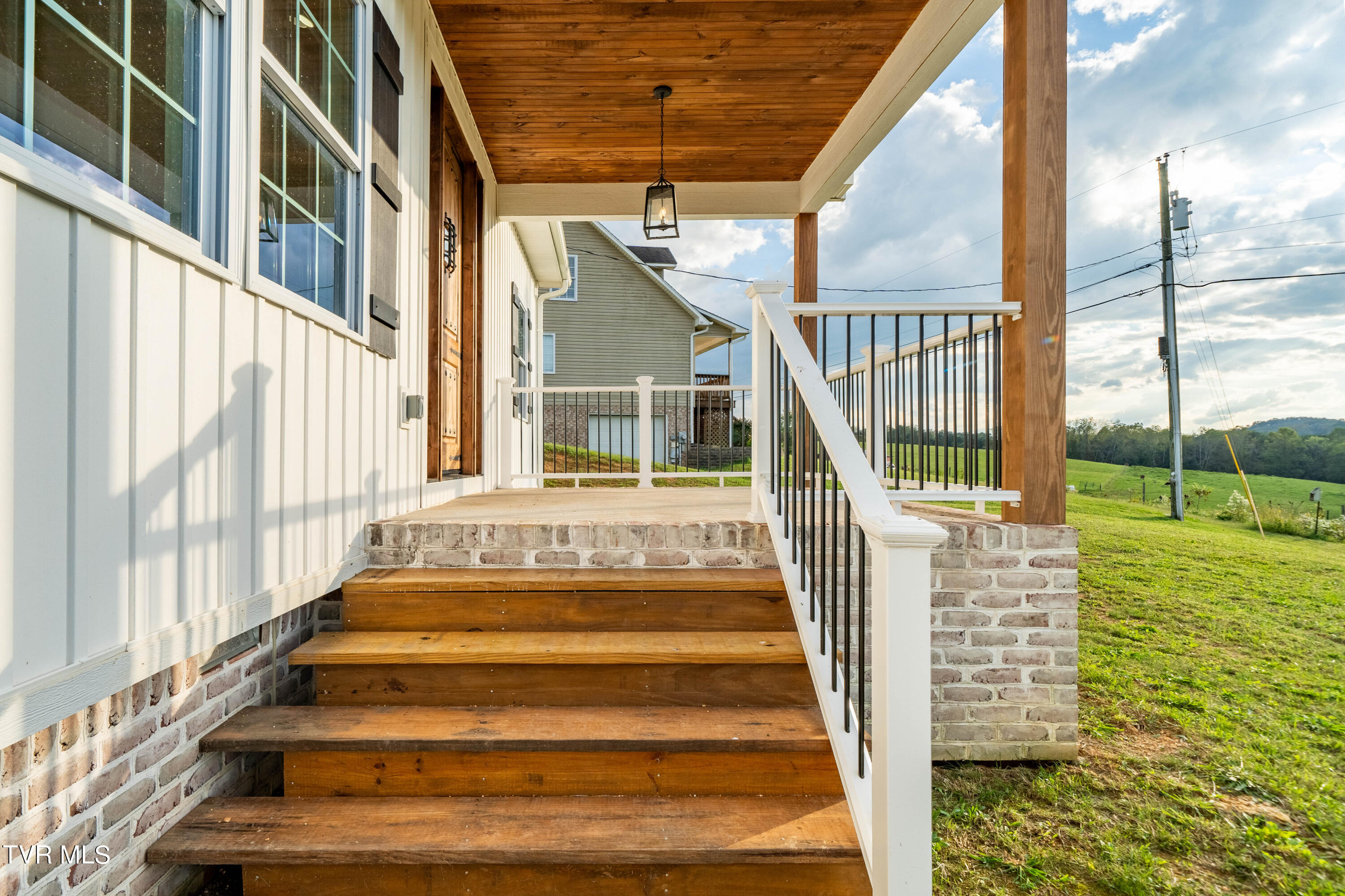 1344 Timber Ridge Road Bluff City, TN 37618 - Photo 15 of 51 1344 Timber Ridge Rd (15 of 51)