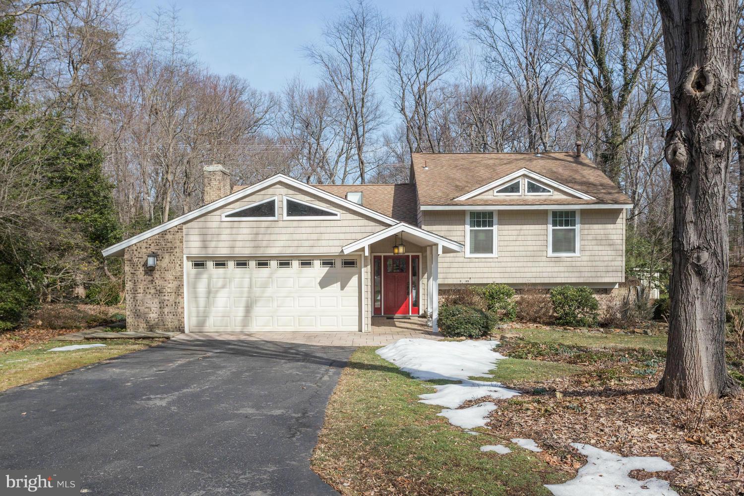 11252 Handlebar Road Reston, VA 20191 - Photo 1 of 30 Exterior (Front)