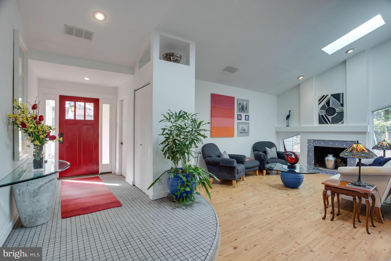 11252 Handlebar Road Reston, VA 20191 - Photo 3 of 30 Interior (General)
