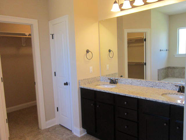 9641 Windmill Road Fairhope, AL 36532 - Photo 7 of 23 Master Bathroom