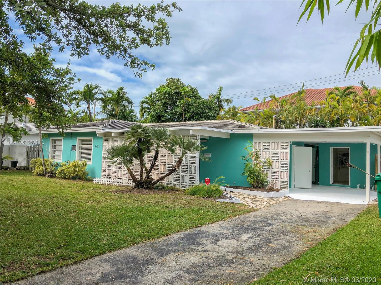 544 Warren Lane Key Biscayne, FL 33149 - Photo 1 of 11