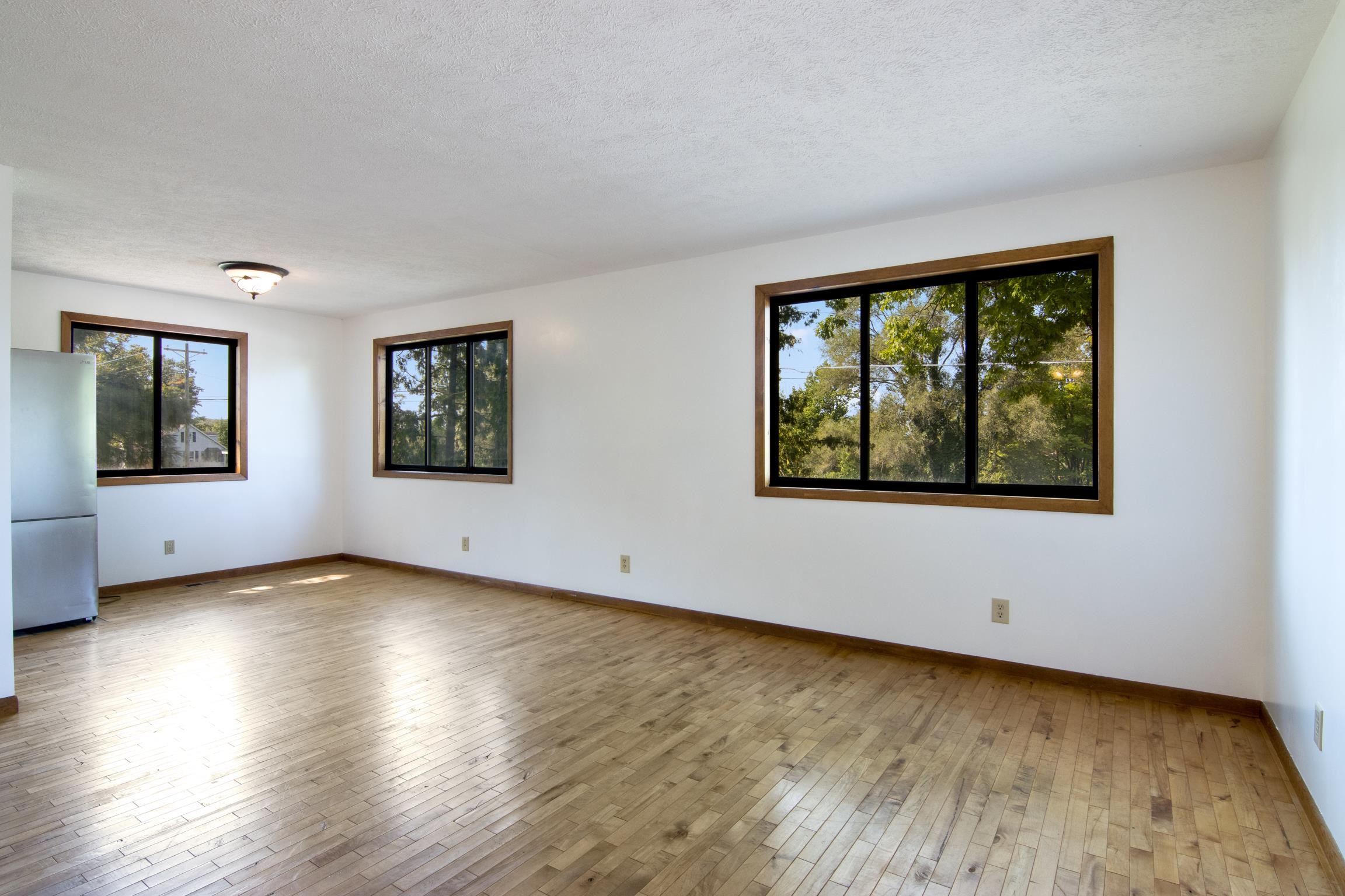 4424 Five Mile Road Williamsburg, MI 49690 - Photo 10 of 34 1926924-e7a54013-3177-4eca-9070-bed9394b2f76.JPG