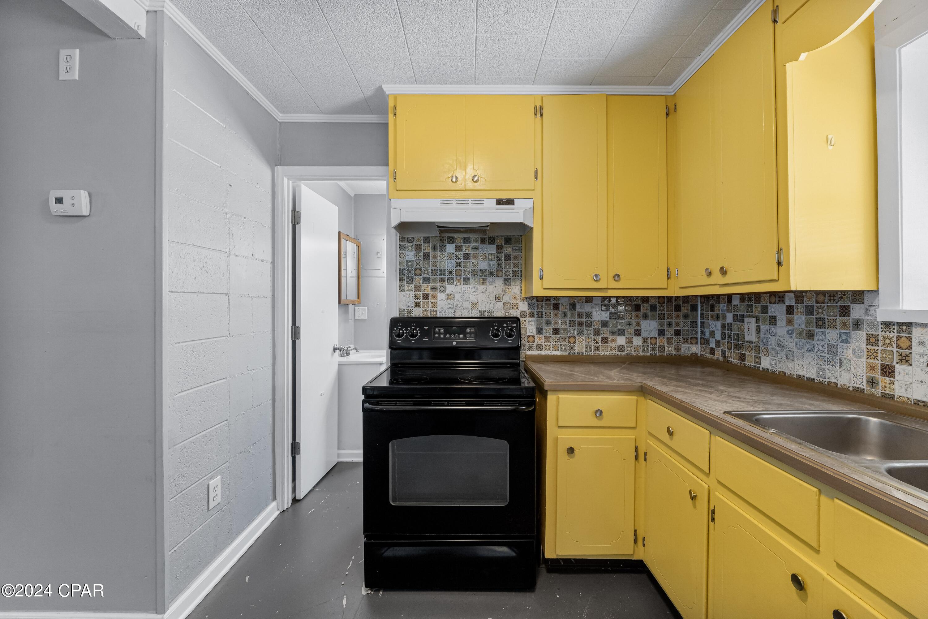 22107 Bataan Avenue, Unit B Panama City Beach, FL 32413 - Photo 8 of 33