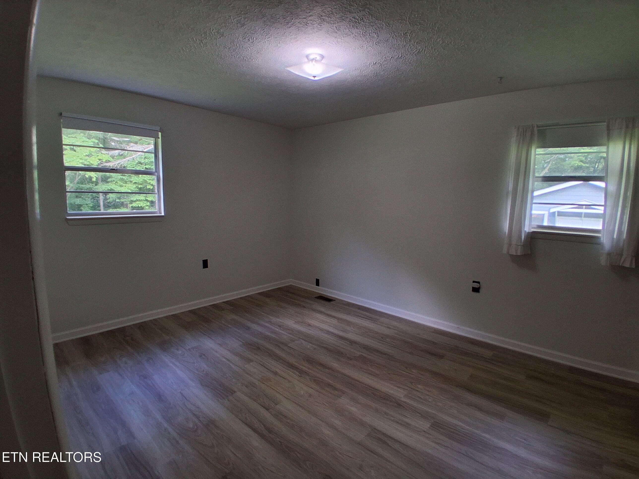 291 Evans Ridge Road Speedwell, TN 37870 - Photo 27 of 50 20260802_175604