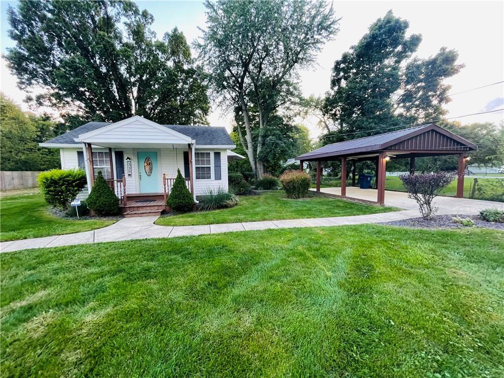 339 West Stop 11 Road Indianapolis, IN 46217 - Photo 1 of 39 Gallery Image 1