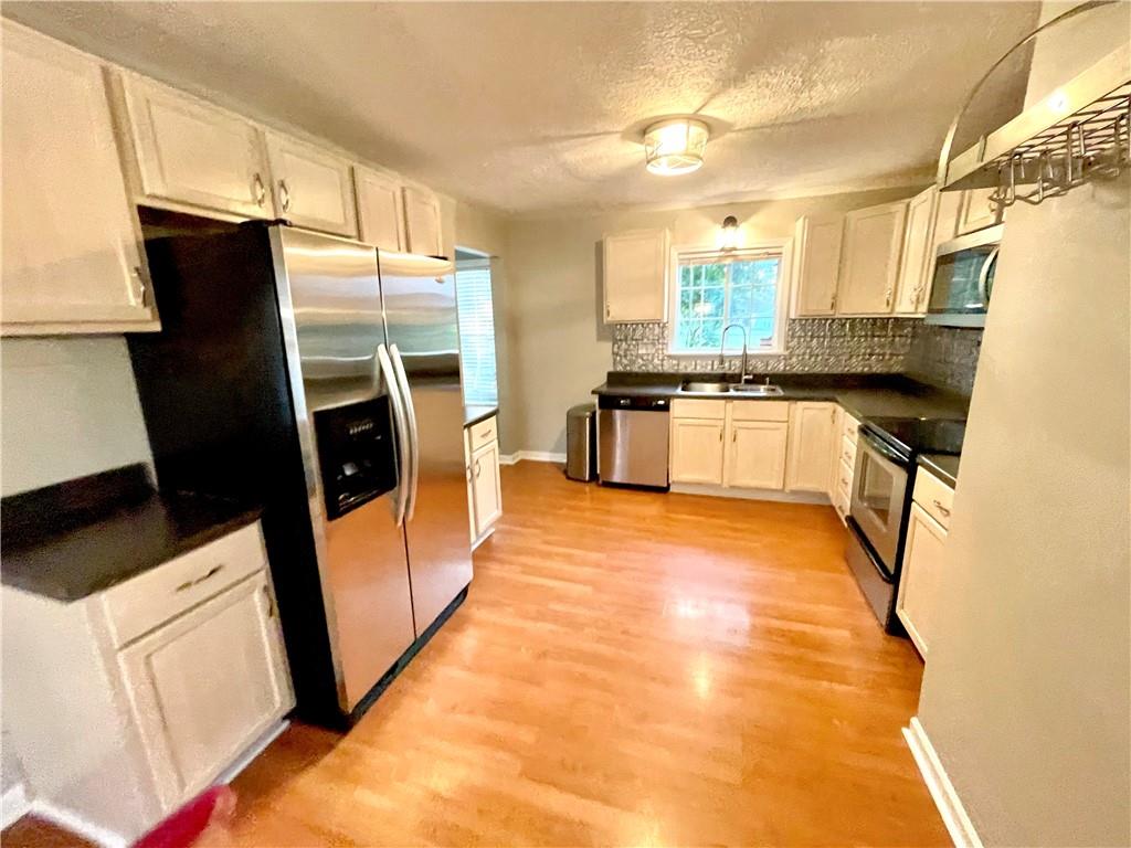 339 West Stop 11 Road Indianapolis, IN 46217 - Photo 13 of 39 Gallery Image 13