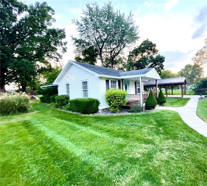 339 West Stop 11 Road Indianapolis, IN 46217 - Photo 3 of 39 Gallery Image 3