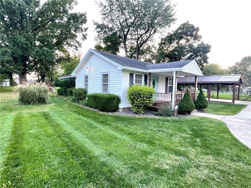 339 West Stop 11 Road Indianapolis, IN 46217 - Photo 4 of 39 Gallery Image 4