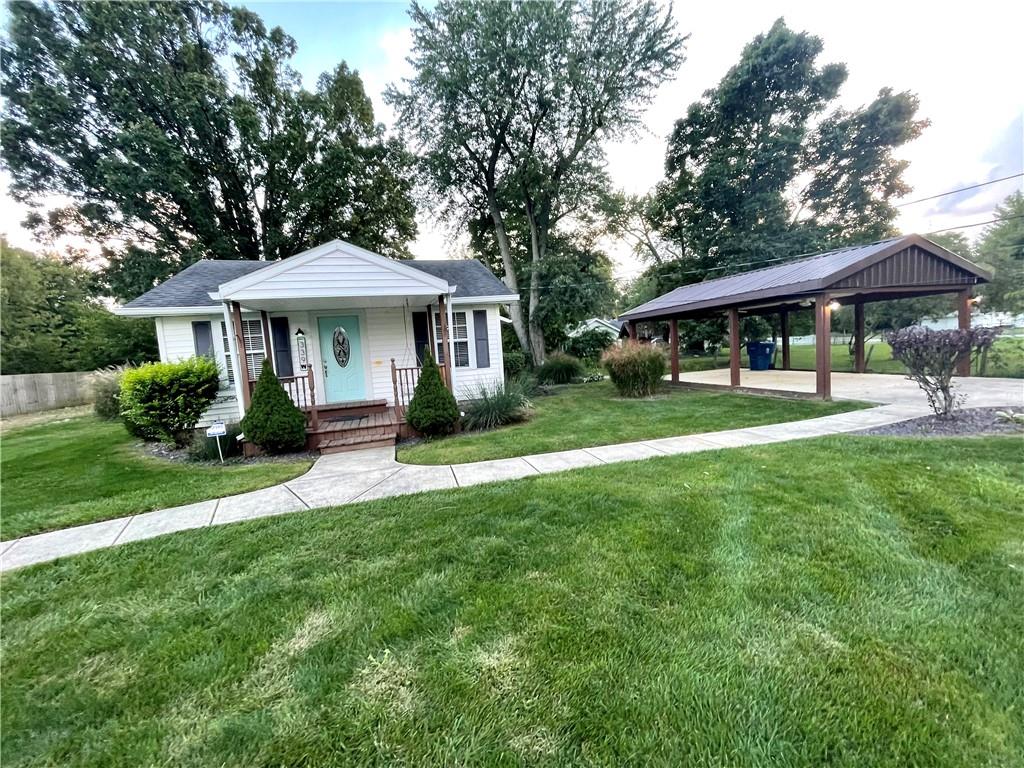 339 West Stop 11 Road Indianapolis, IN 46217 - Photo 5 of 39 Gallery Image 5