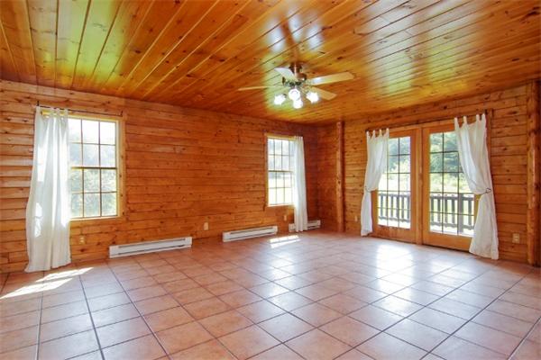 651 Gilbertville Road New Braintree, MA 01531 - Photo 12 of 28