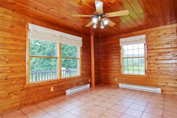 651 Gilbertville Road New Braintree, MA 01531 - Photo 20 of 28