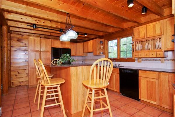 651 Gilbertville Road New Braintree, MA 01531 - Photo 10 of 28