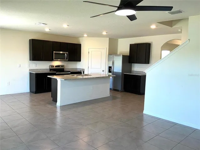 $3,500 | 17329 Reserva Drive, Bradenton, FL 34211