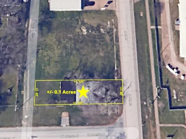 a view of a bathroom