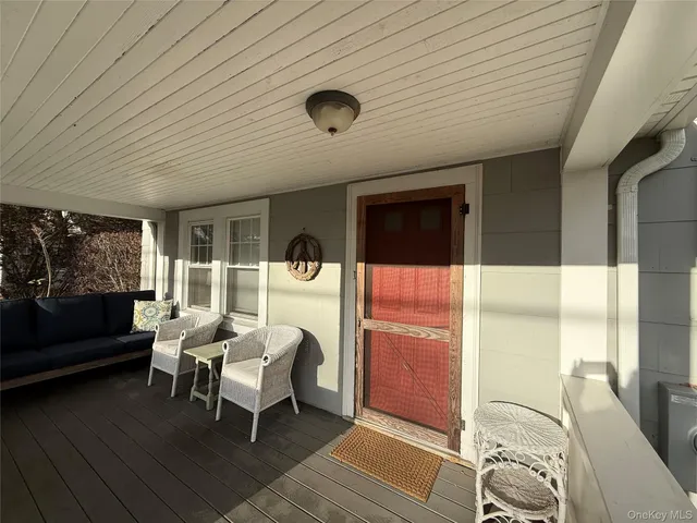 $925,000 | 1125 Pequash Avenue, Cutchogue, NY 11935