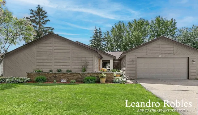 $439,000 | 661 Twin Lakes Drive Northeast, Grand Rapids, MI 49525