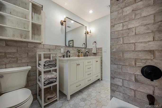 2 Cherry Road Bayville, NY 11709 - Photo 17 of 25
