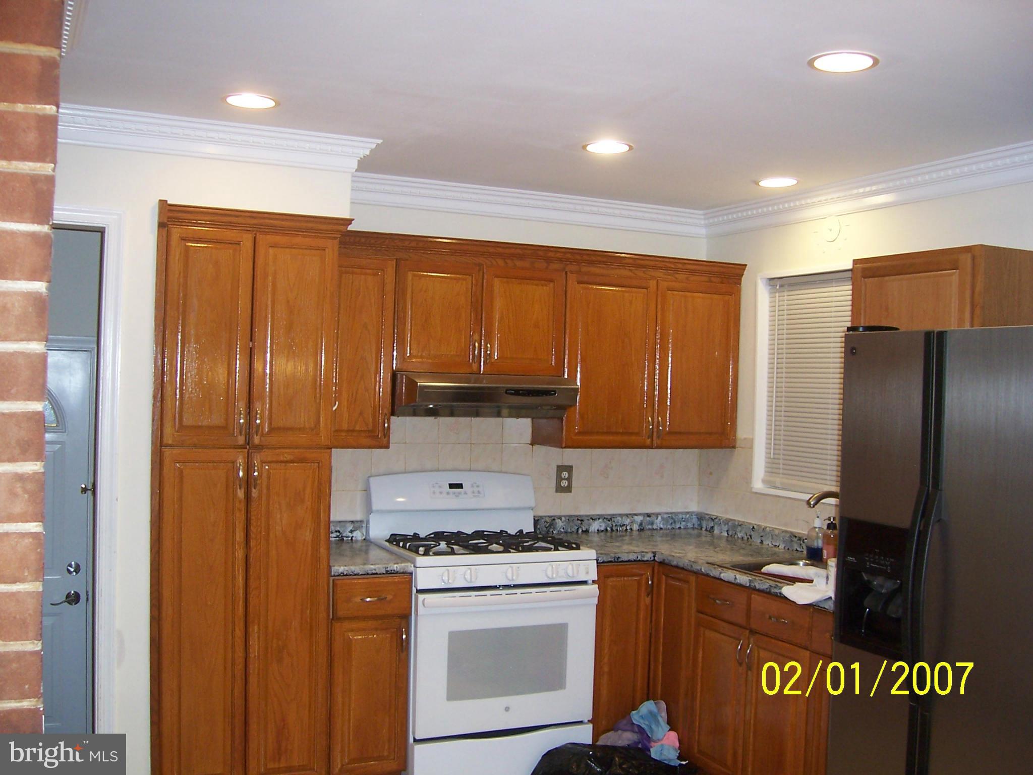 5502 Heming Avenue Springfield, VA 22151 - Photo 5 of 27 Kitchen