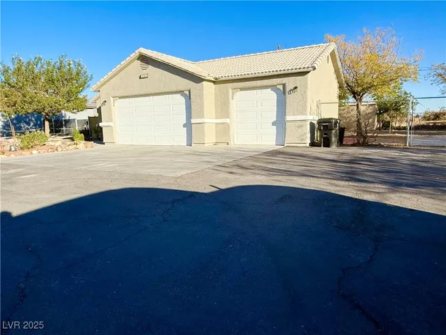 $2,200 | 1721 South Blagg Road, Pahrump, NV 89048