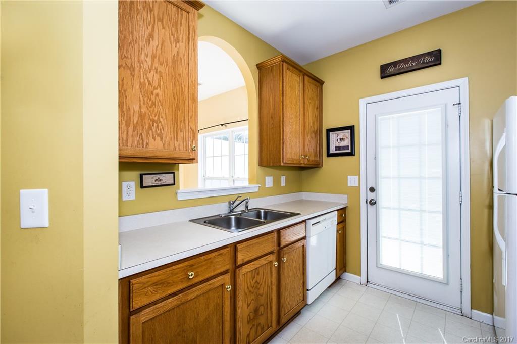 1305 Smokey Quartz Lane, Unit 131 Fort Mill, SC 29708 - Photo 9 of 22 Gallery Image 9