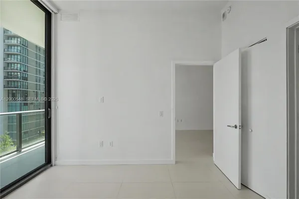 $450,000 | Paraiso Bayviews, Miami, FL 33137