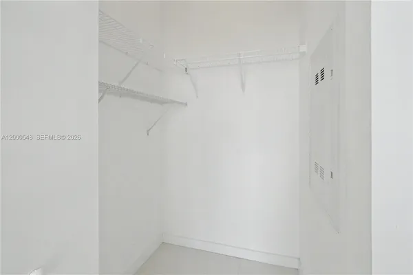 $450,000 | Paraiso Bayviews, Miami, FL 33137