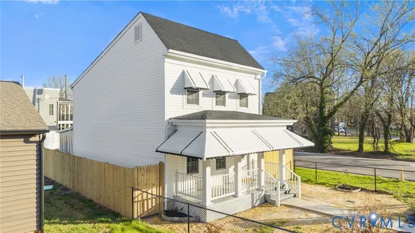 an aerial view of multiple house