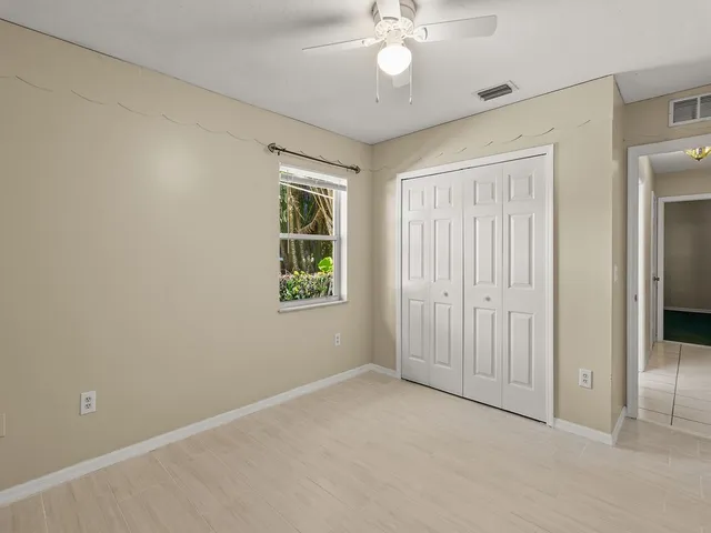 $3,000 | 819 20th Avenue, Vero Beach, FL 32960