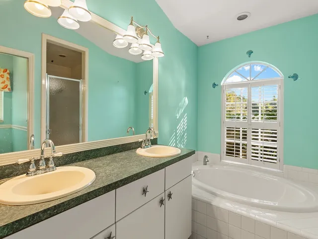 $3,000 | 819 20th Avenue, Vero Beach, FL 32960