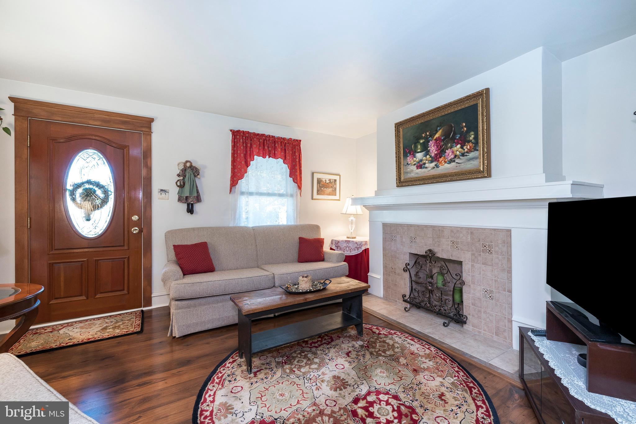 27 Rively Avenue Aldan, PA 19018 - Photo 5 of 25 Gallery Image 5