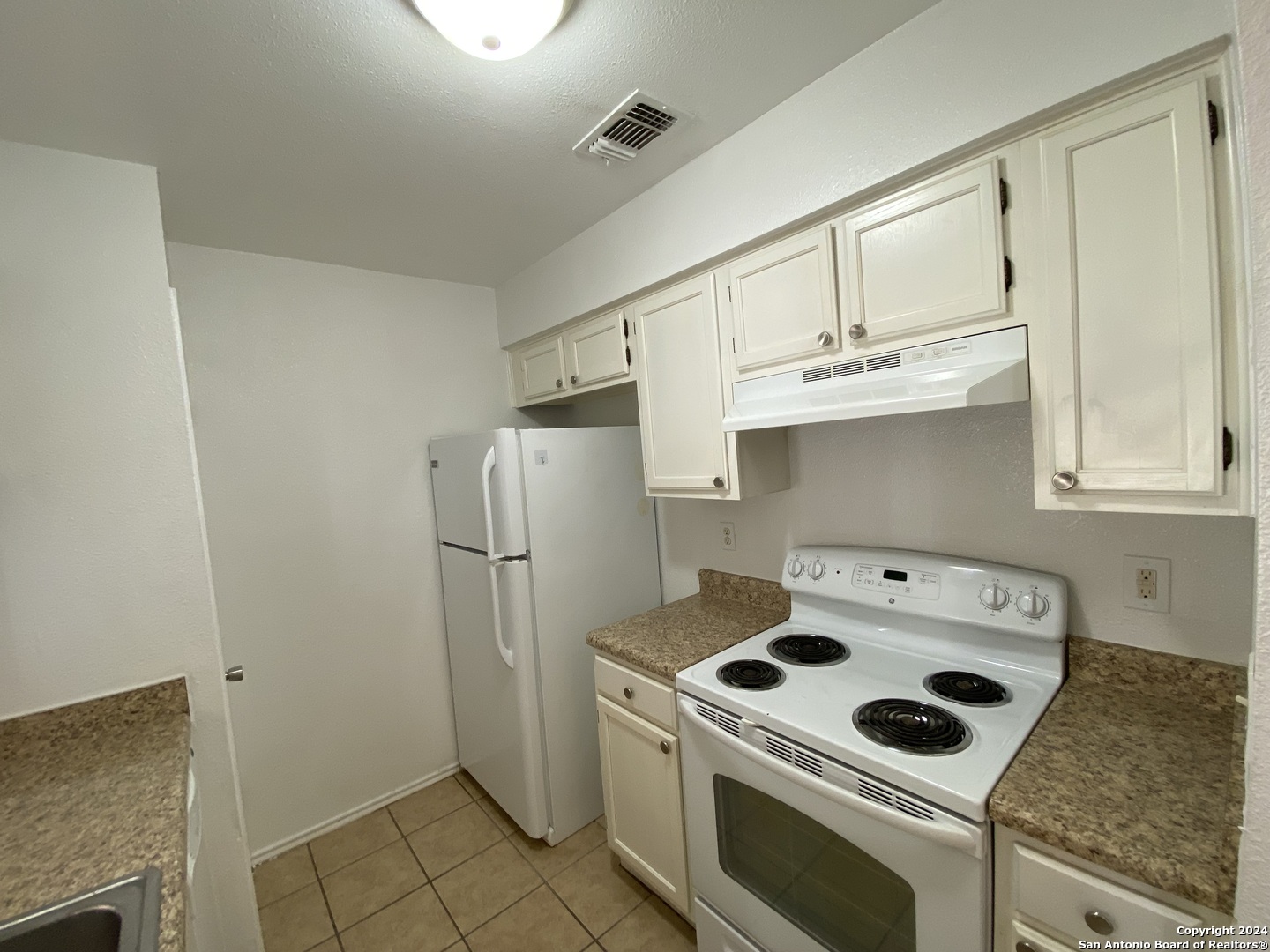 810 Station Street Converse, TX 78109 - Photo 15 of 26