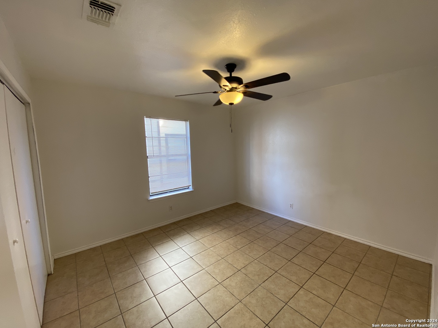 810 Station Street Converse, TX 78109 - Photo 10 of 26