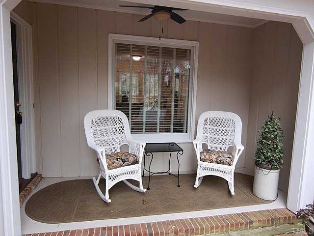 8704 Cliff Top Court Raleigh, NC 27613 - Photo 3 of 25