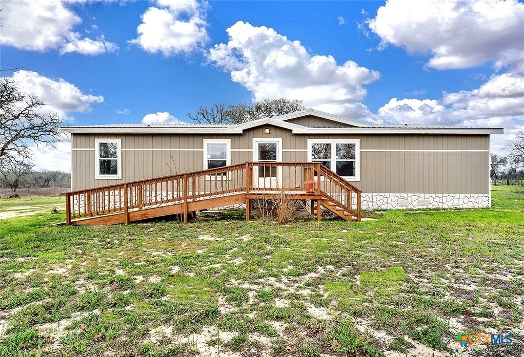 345 Shorthorn Road Stockdale, TX 78160 - Photo 2 of 39