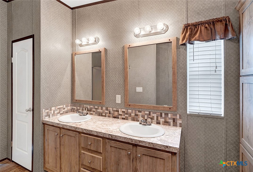 345 Shorthorn Road Stockdale, TX 78160 - Photo 23 of 39