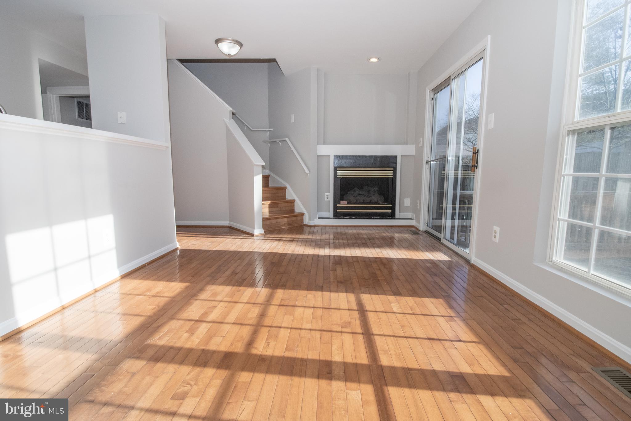 6129 Kendra Way Centreville, VA 20121 - Photo 2 of 51