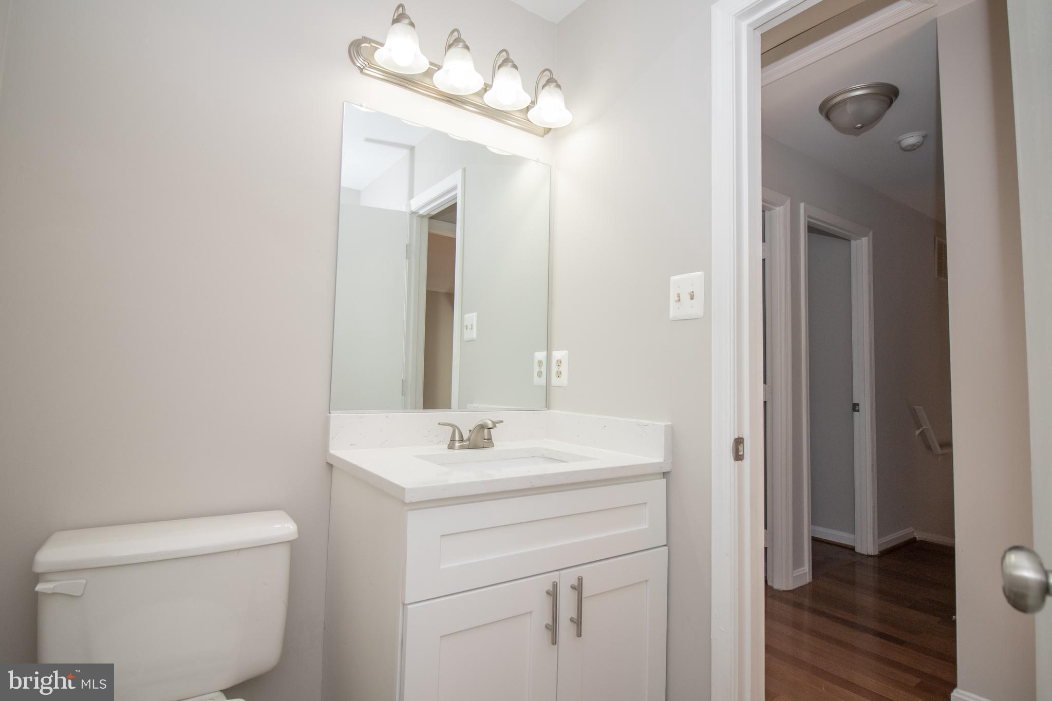 6129 Kendra Way Centreville, VA 20121 - Photo 11 of 51