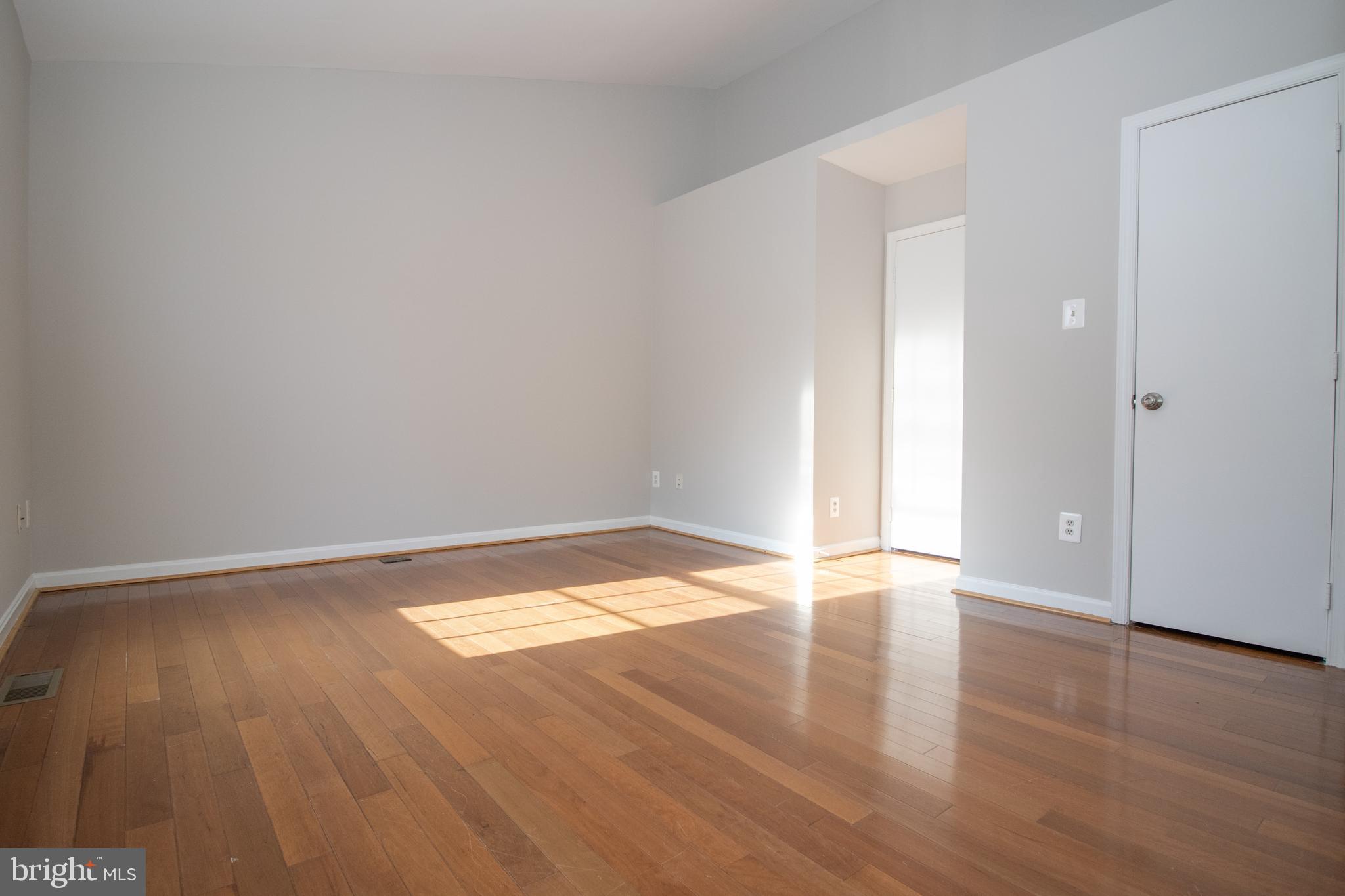 6129 Kendra Way Centreville, VA 20121 - Photo 14 of 51