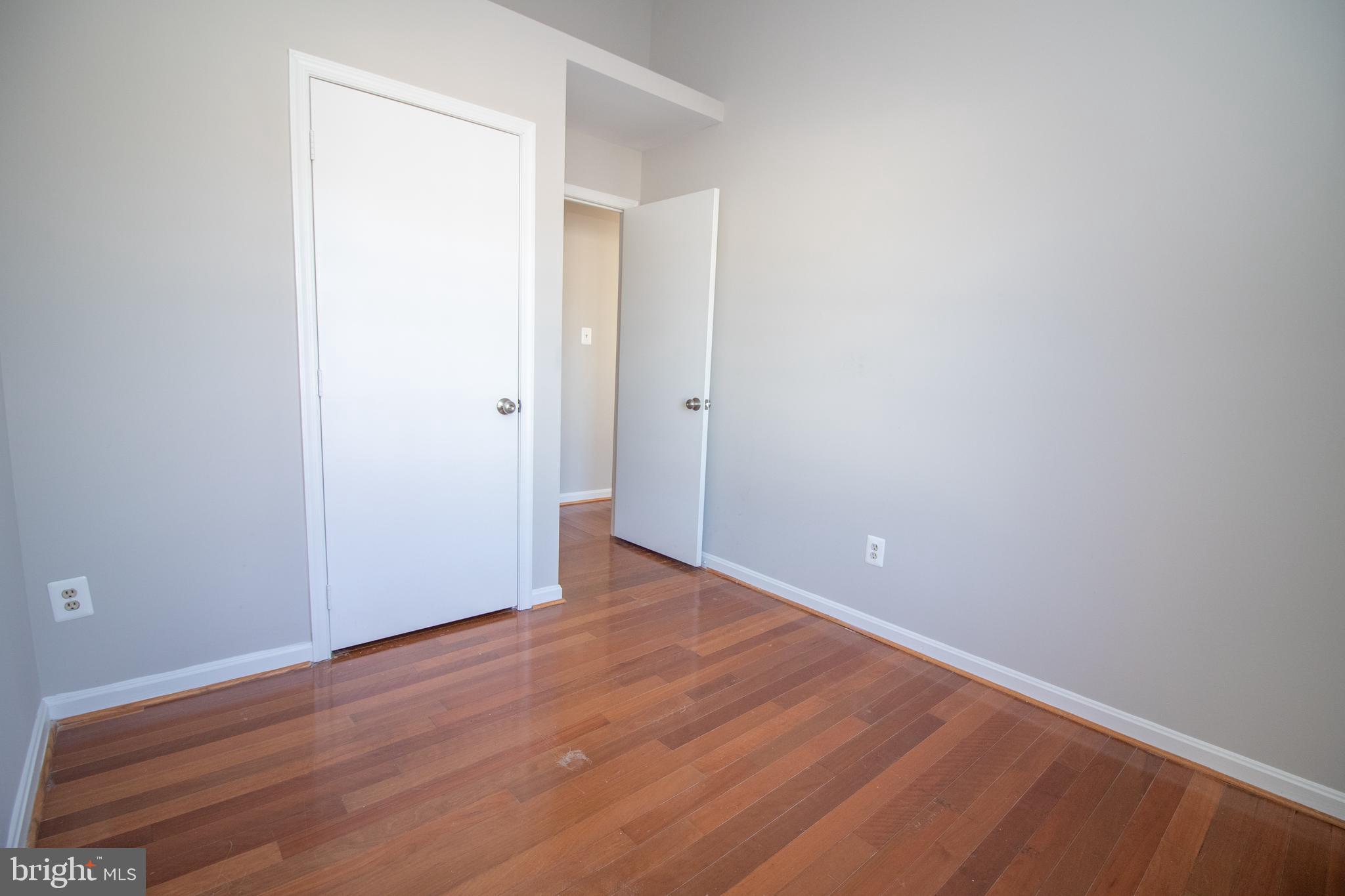 6129 Kendra Way Centreville, VA 20121 - Photo 5 of 51