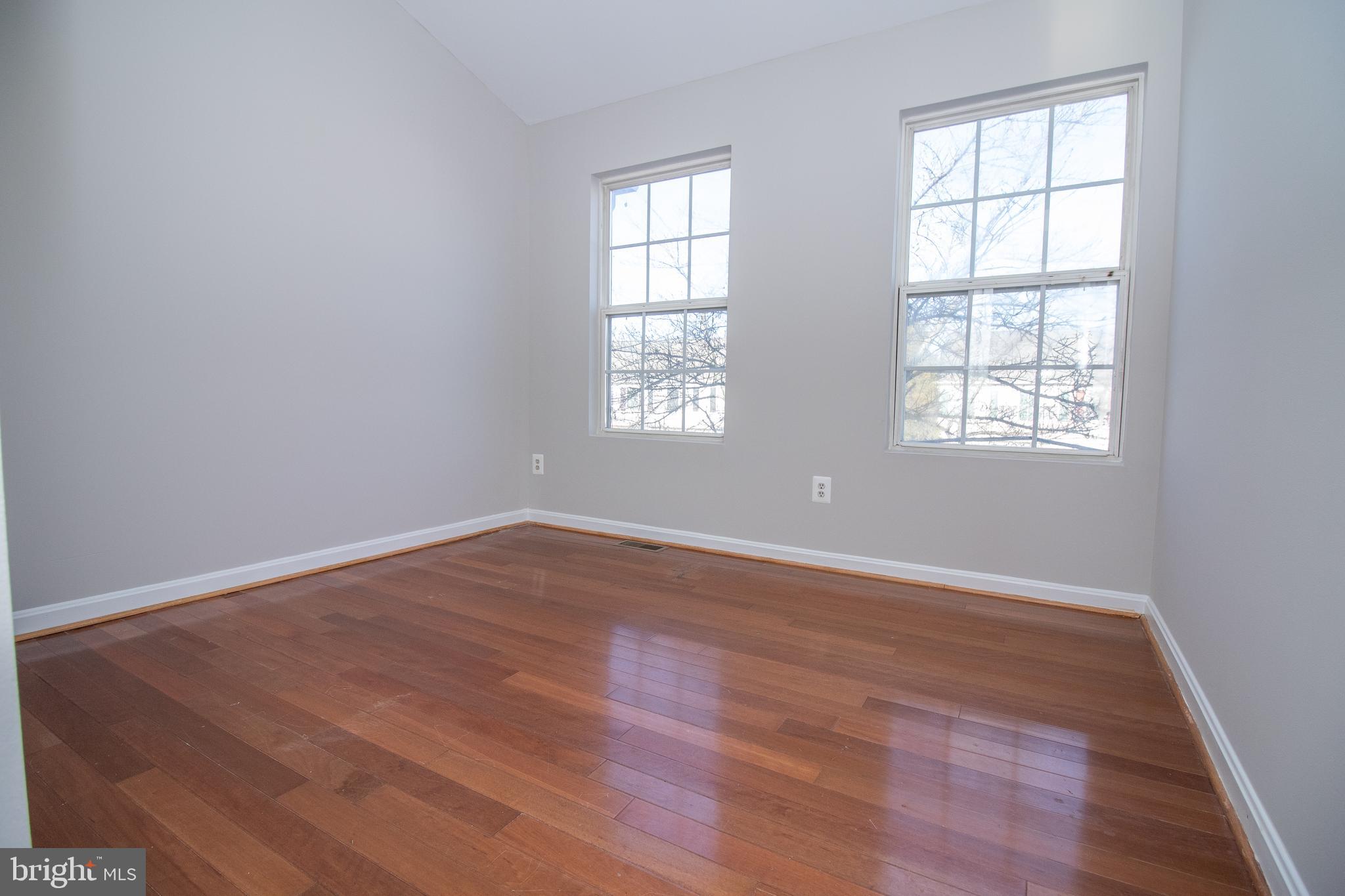 6129 Kendra Way Centreville, VA 20121 - Photo 7 of 51
