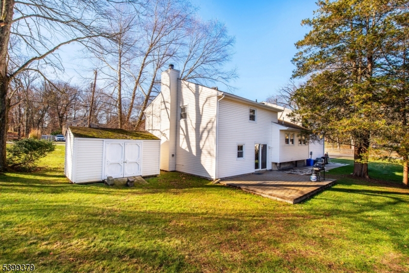 21 Dolly Road Parsippany, NJ 07054 - Photo 28 of 35 a view of swimming pool with outdoor seating